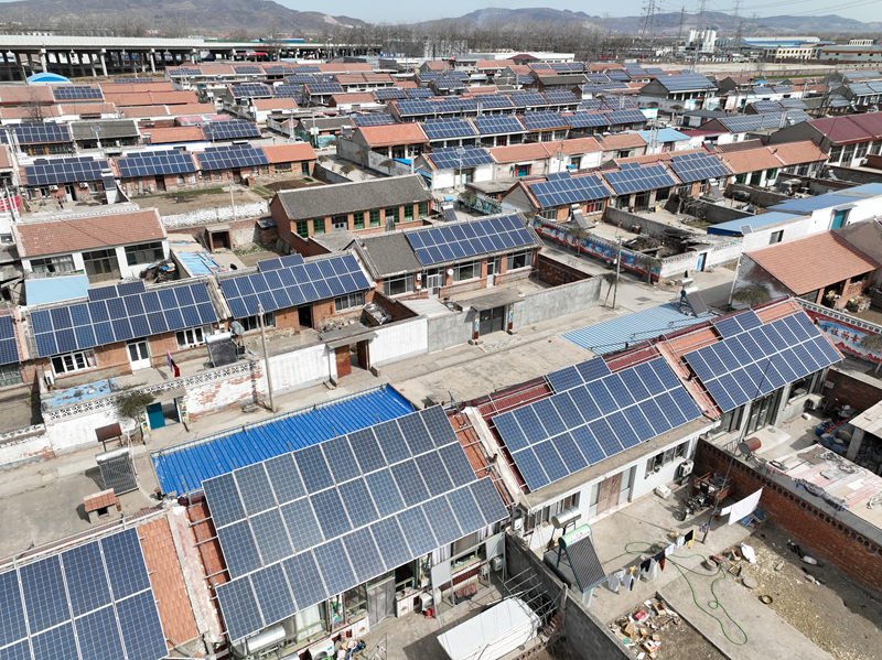 “須100%裝光伏！”多地政策頻發(fā)！屋頂光伏推進(jìn)卻仍是難題？